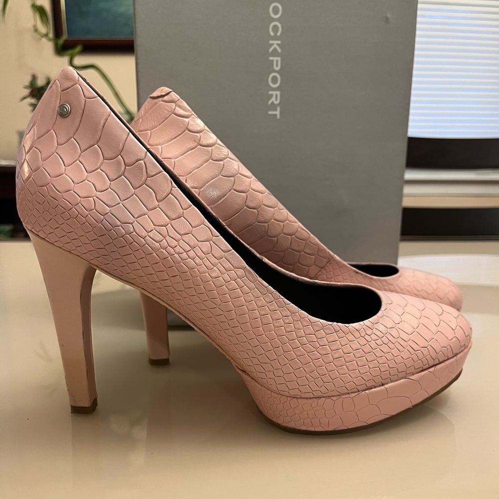 Rockport Woman’s Platform Heels (size 10)